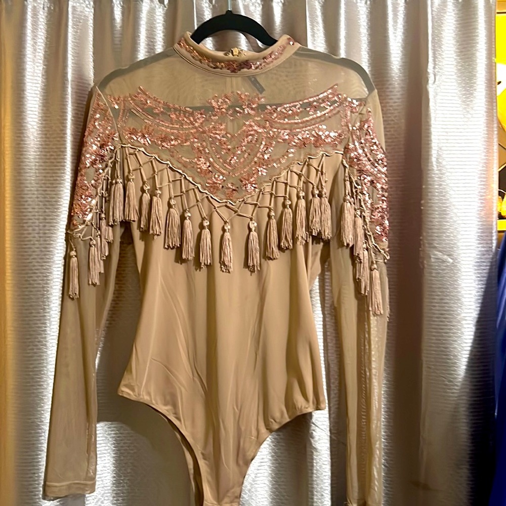 Sequence body suit 🤩